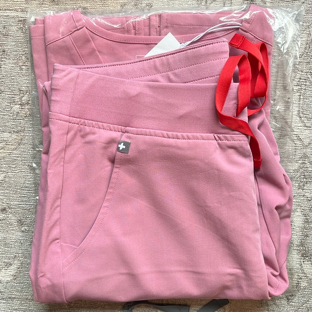 Figs scrubs - NEVER WORN